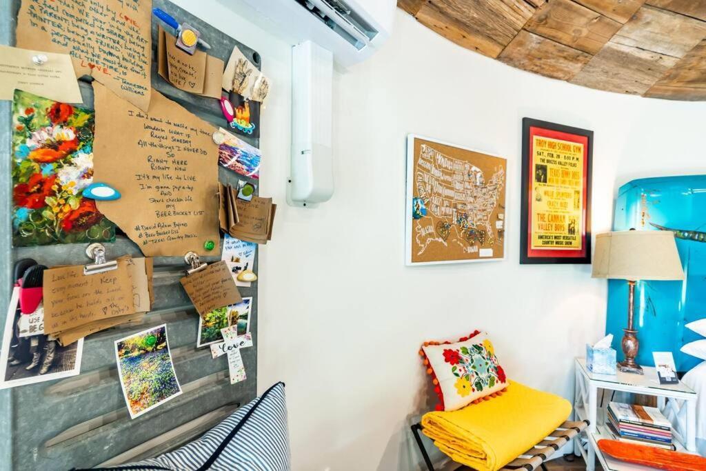 Silo House At Laughing Llama Farm Troy 外观 照片