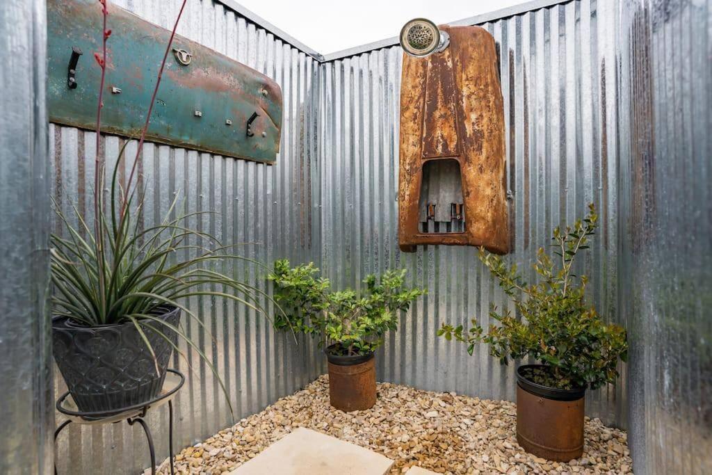 Silo House At Laughing Llama Farm Troy 外观 照片